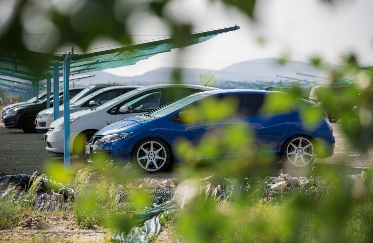 Lupa Tent Budakalász Zewnętrze zdjęcie